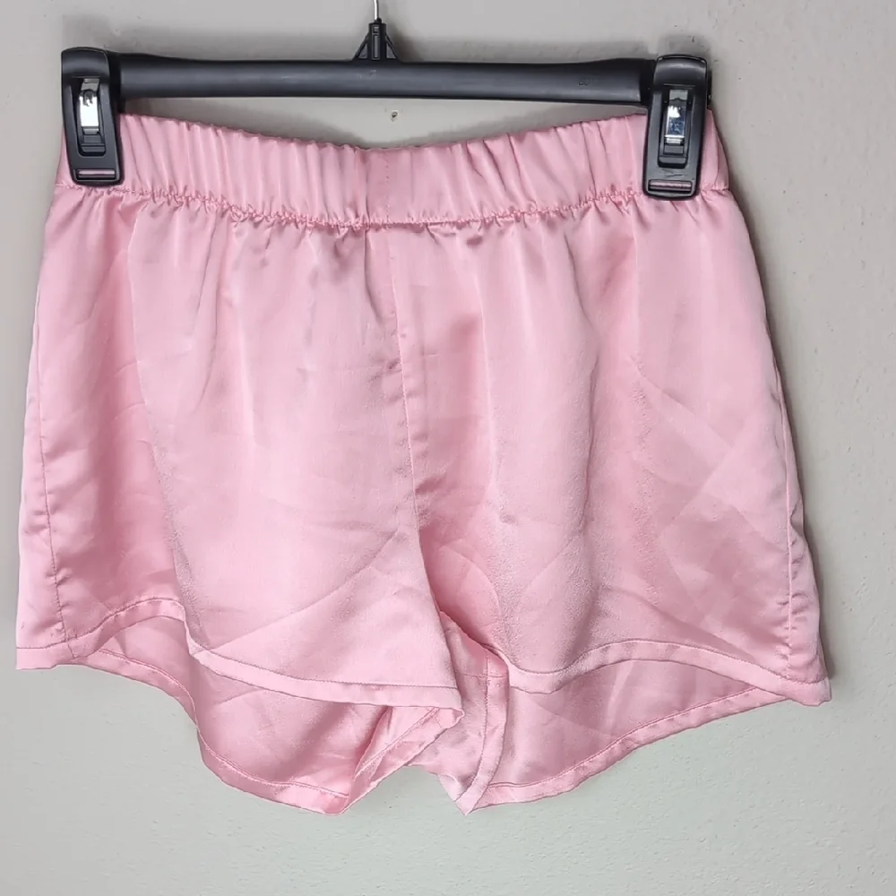 Show Me Your MuMu Pink Satin Pajama Set Womens XS Pink Golden 2